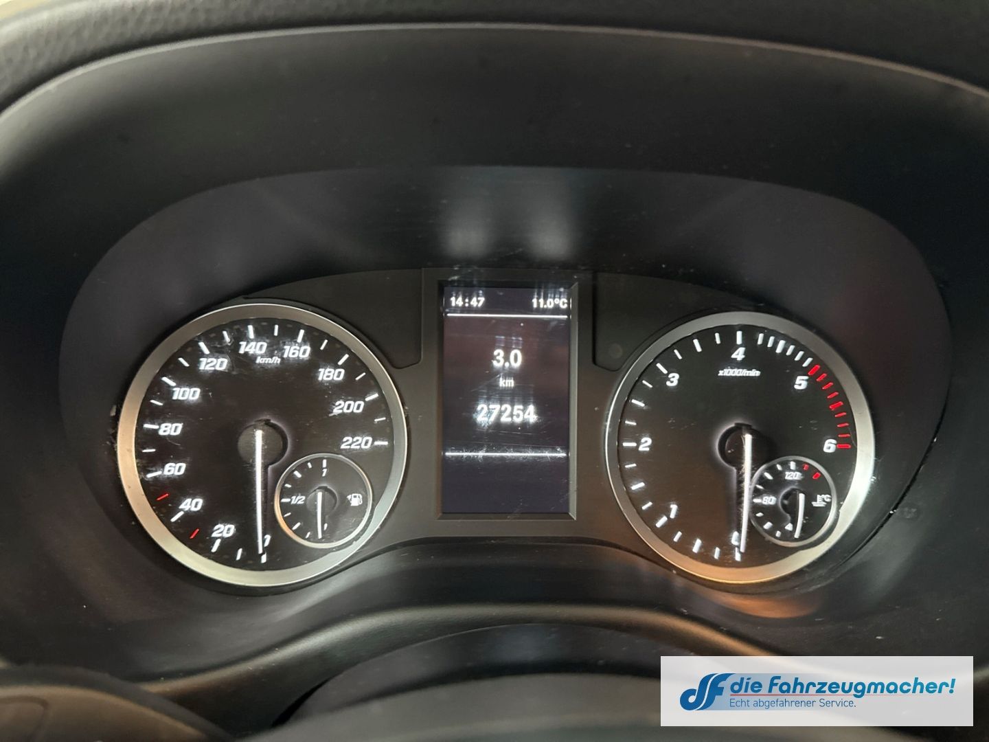 Fahrzeugabbildung Mercedes-Benz Vito Kasten 116 CDI RWD lang Navi DAB SHZ Rückfa