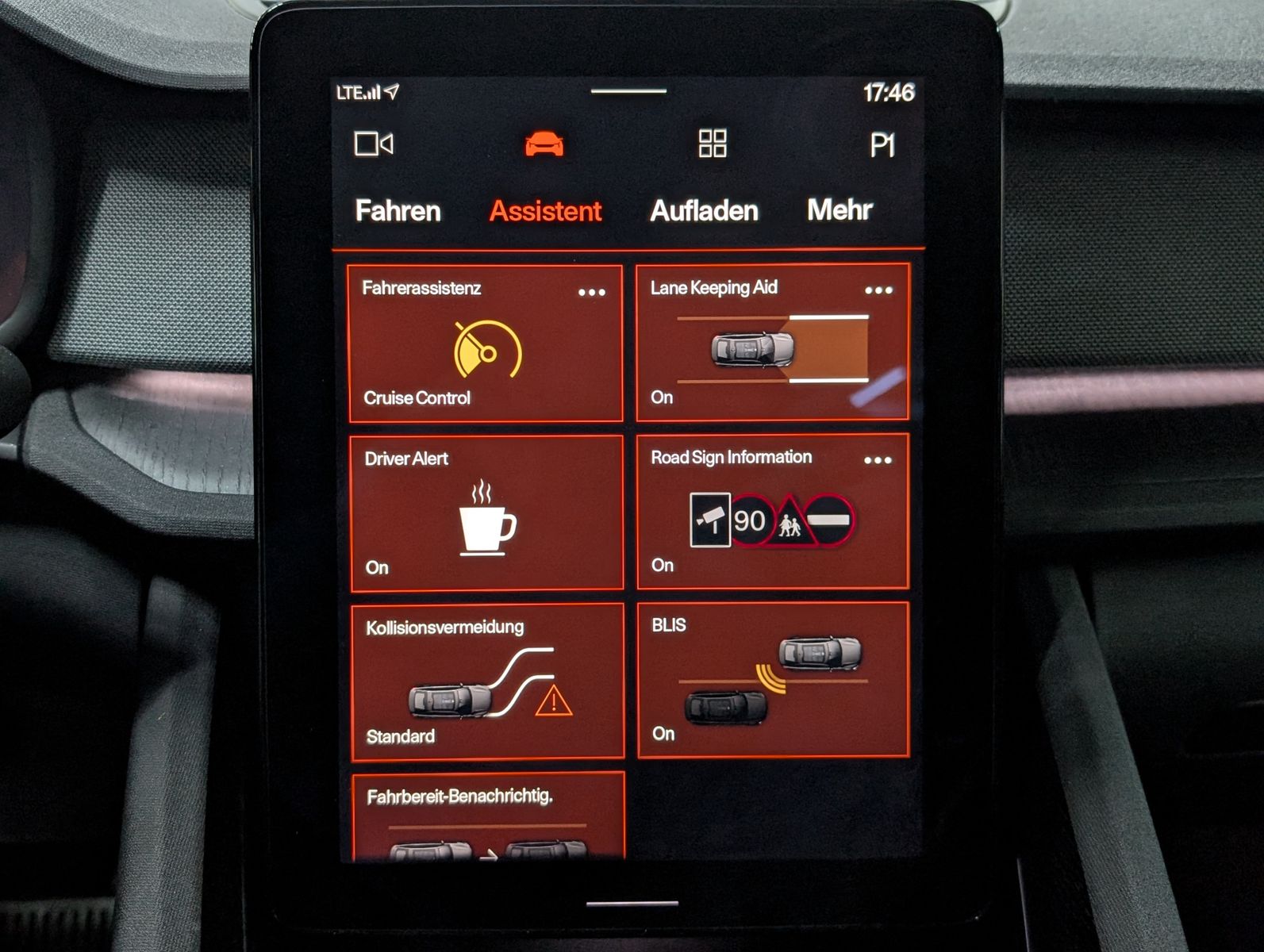 Fahrzeugabbildung Polestar 2 Range SoH 94% PILOT PLUS-PK PANO LED H&K WÄRME