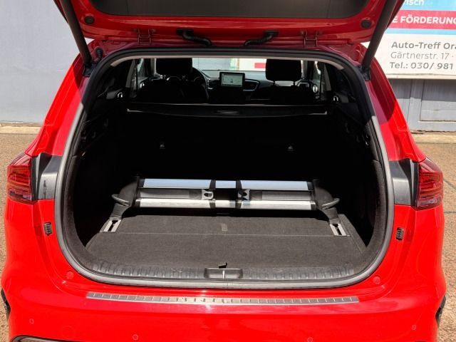 Fahrzeugabbildung Kia Ceed 1.6 CRDi Kombi Automatic Navi*Technol.Paket