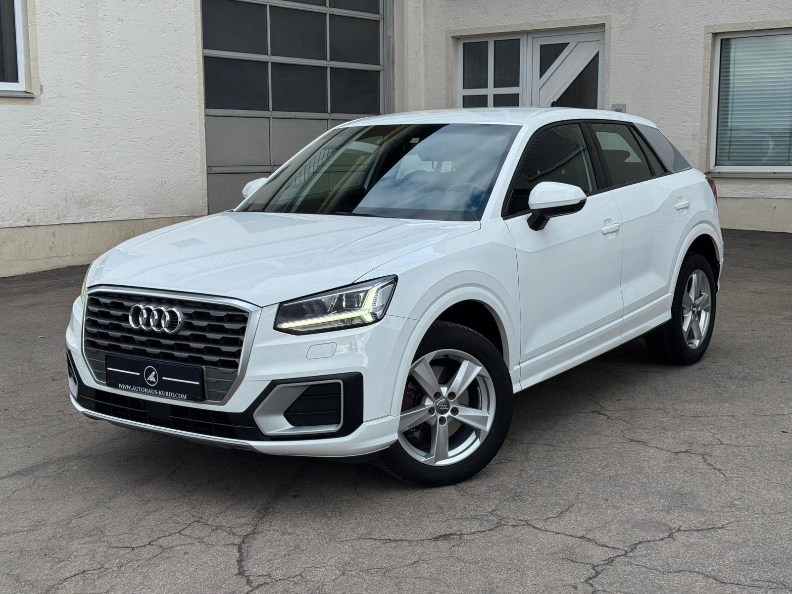 Audi Q2 30TFSI S-Tronic sport DSP NAVI LED SPORTSITZ