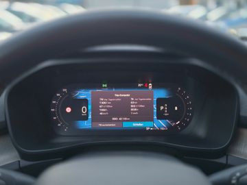 Volvo XC40 - 11