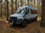 Mercedes-Benz Sprinter by Innova + Achleitner 4x4x4 - Angebote