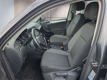 Volkswagen Tiguan - 9