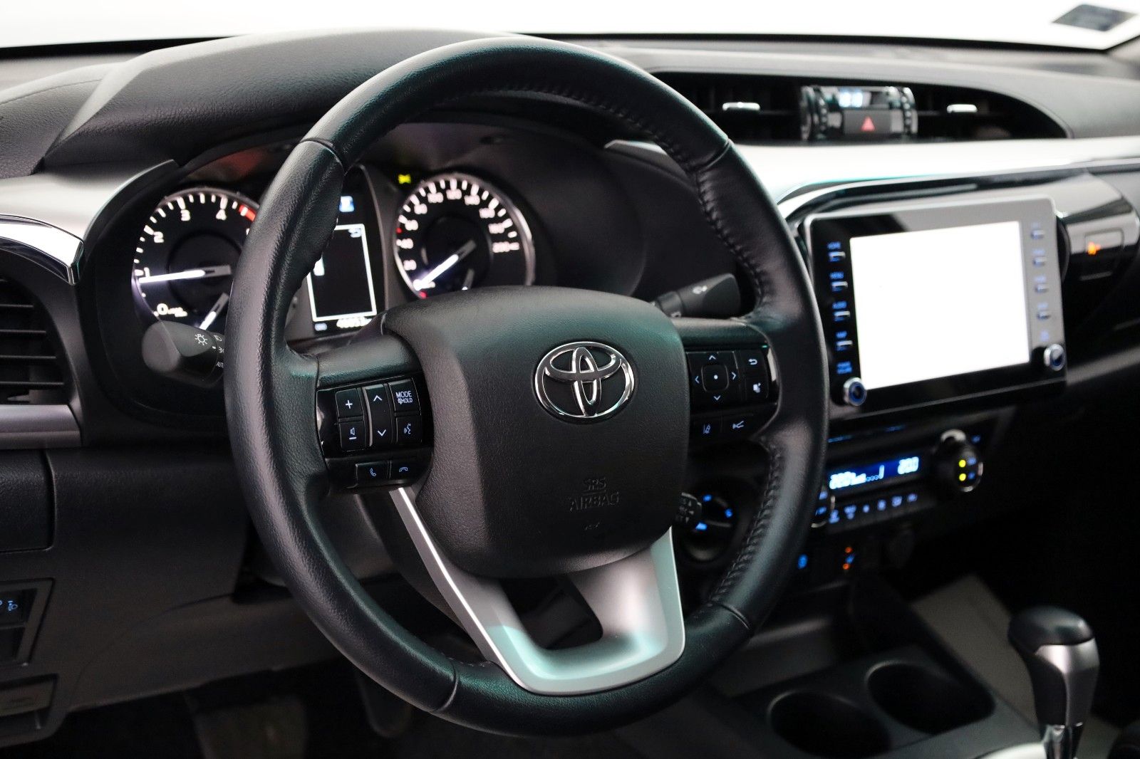 Fahrzeugabbildung Toyota Hilux 2.8 Comfort 4x4,Kamera,HardTop,CarPlay,AHK