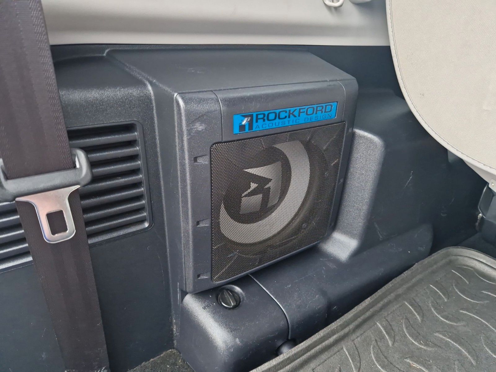 Fahrzeugabbildung Mitsubishi Pajero 3.2 DI-D Instyle ! LEDER ! NAVI ! AHK !
