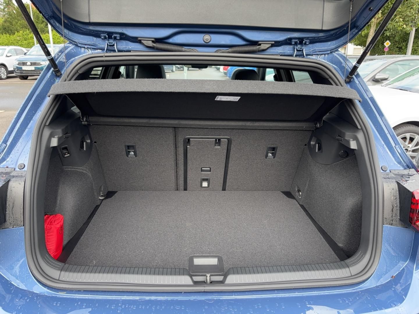 Fahrzeugabbildung Volkswagen Golf Style VIII ,Clima ,App Connect,LM-Felgen uv