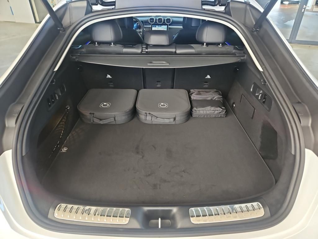 Fahrzeugabbildung Mercedes-Benz GLC 300 de 4M Coupé +AMG+AIRMATIC+ASSISTENZ+AHK+