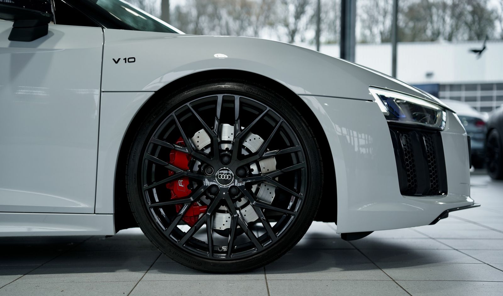 Audi R8