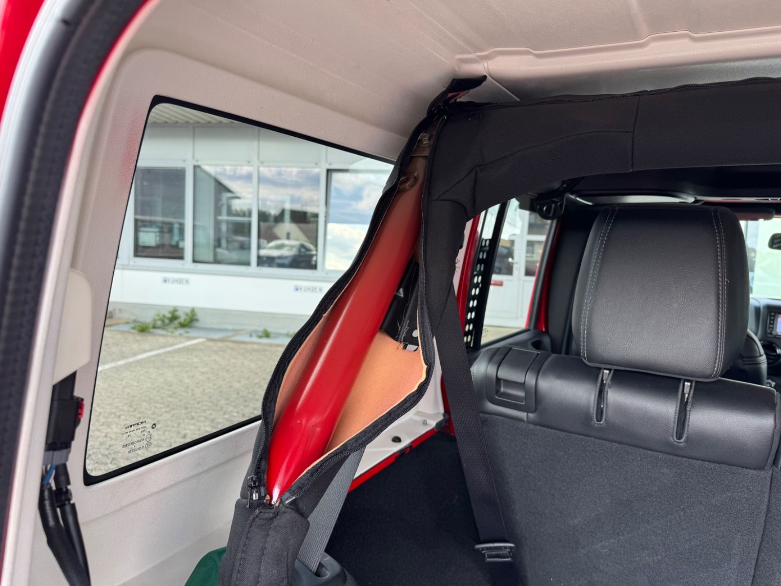Fahrzeugabbildung Jeep Wrangler Unlimited Night Eagle/SOFT-Top/Daystar/