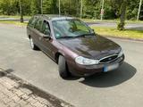 Ford Mondeo Youngtimer - Ford Mondeo aus 1998: Kombi