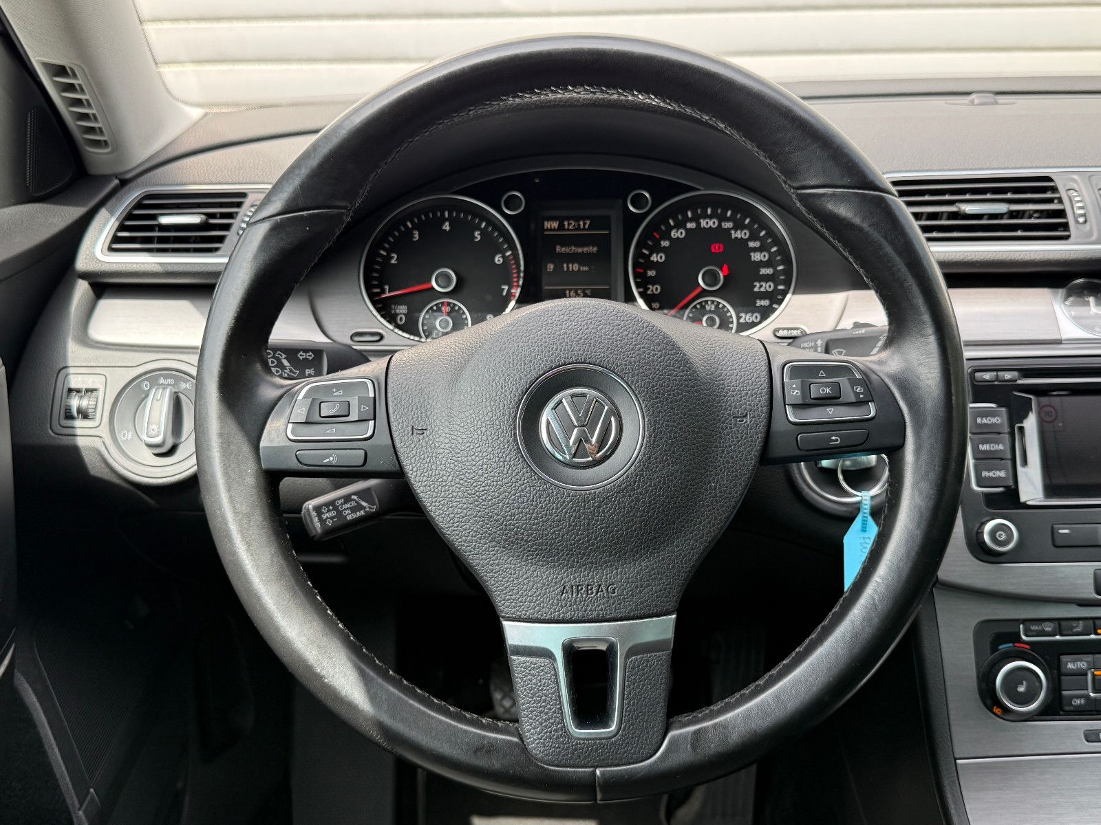 Fahrzeugabbildung Volkswagen Passat Variant Comfortline 1.8 TSI AHK GRA Navi