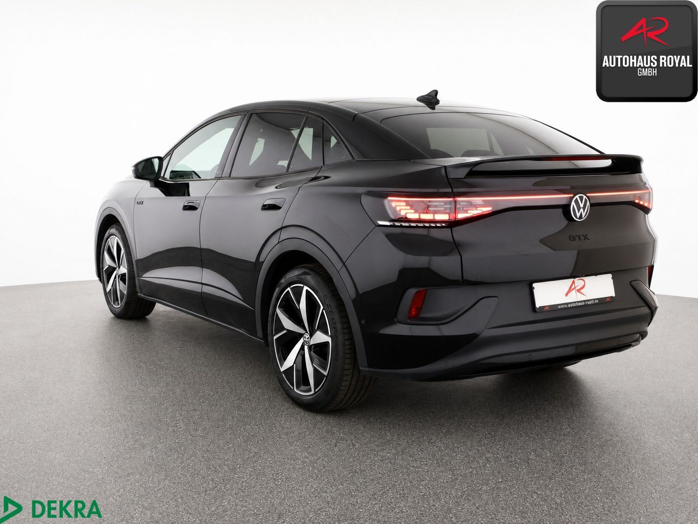 Volkswagen ID.5 220kW 4M GTX PANO,HUD,IQ.LIGHT,360°,MASSAGE imagem 3
