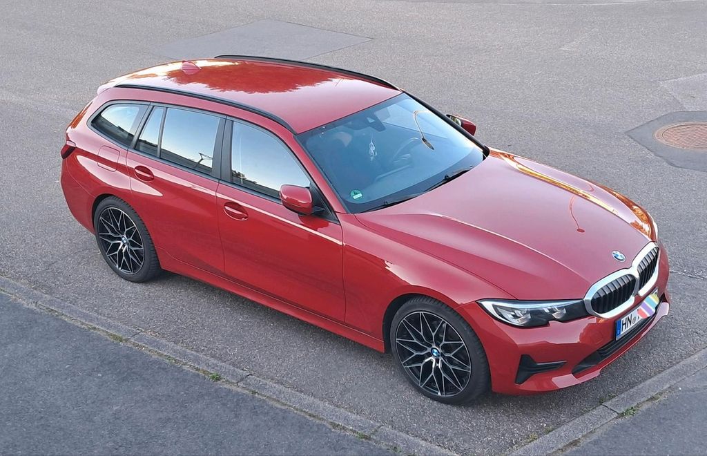 Image of BMW 320