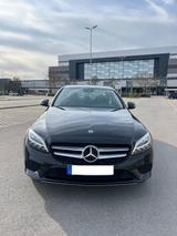 Mercedes-Benz Scheckheftgepflegt * Unfallfrei * 9 Gang Aut. - Mercedes-Benz C 180 Gebrauchtwagen in München