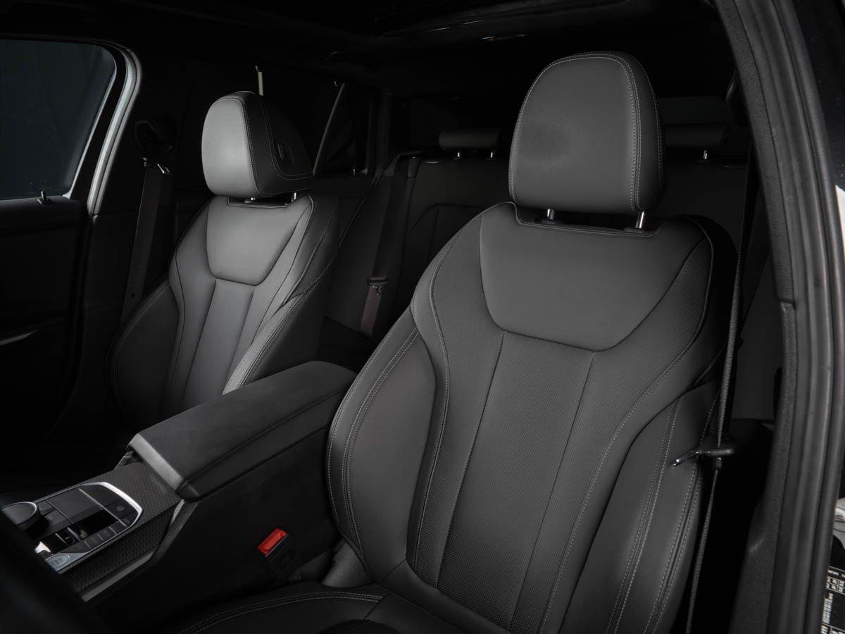 BMW M340i xDrive Touring  *PANO*HUD*H&K*NAVI*