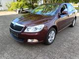 Skoda Octavia 1.2 TSI DSG Elega,1Hand! 40tkm !Top Auto - gebrauchte Skoda Octavia aus dem Jahr 2010