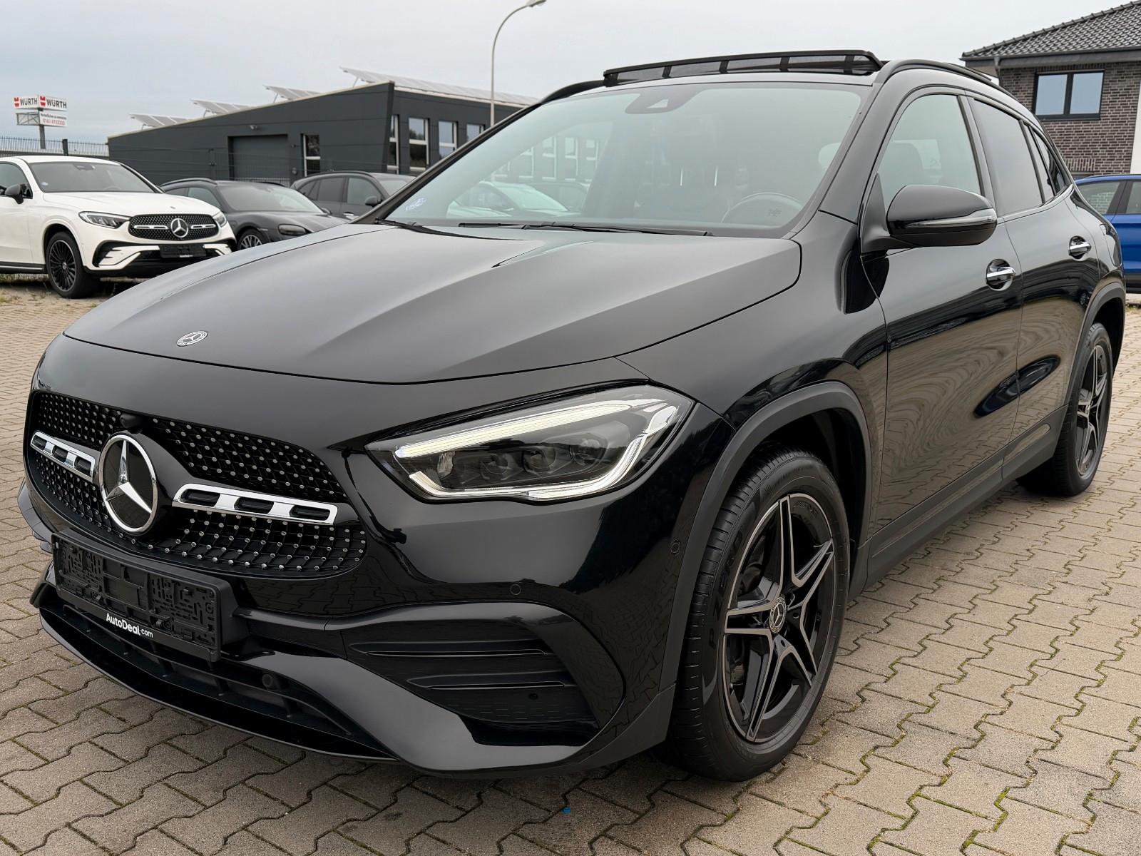 Mercedes-Benz GLA 250e AMG Line Panoramadach