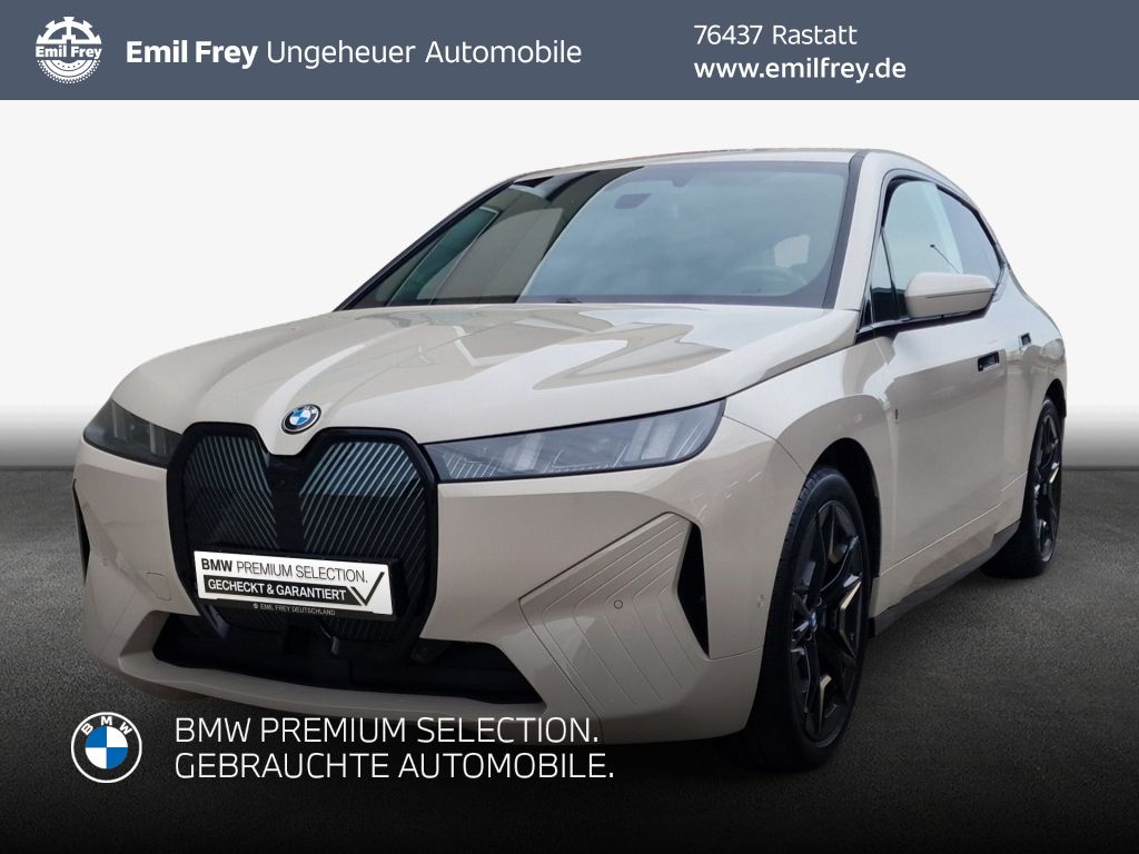BMW iX xDrive45 AHK LED H&K NAV
