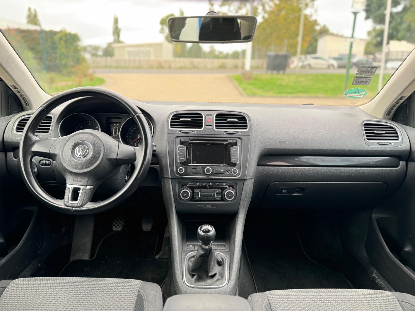 Volkswagen Golf 2011 — photo 15