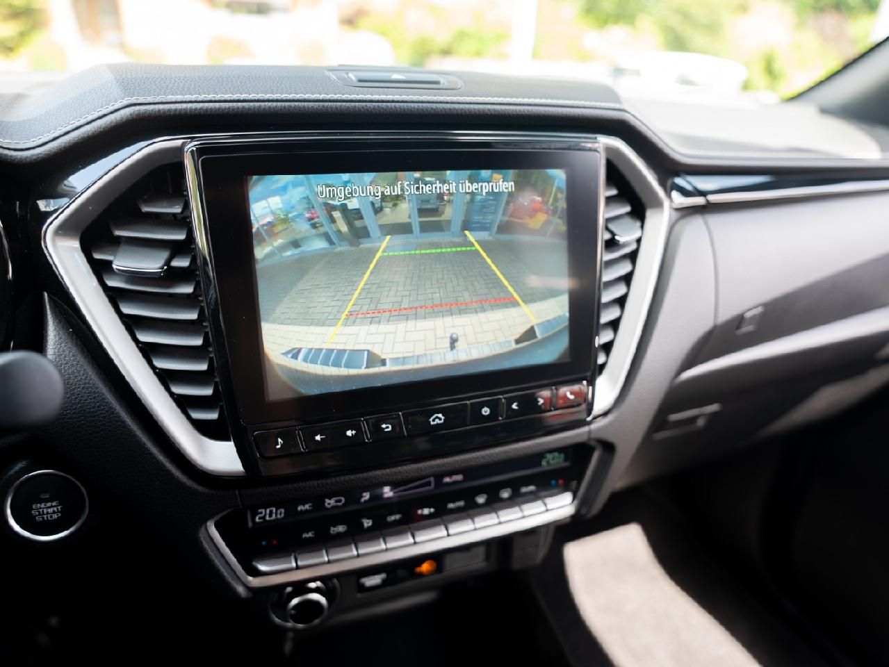 Fahrzeugabbildung Isuzu D-Max Space Cab 4WD LSE