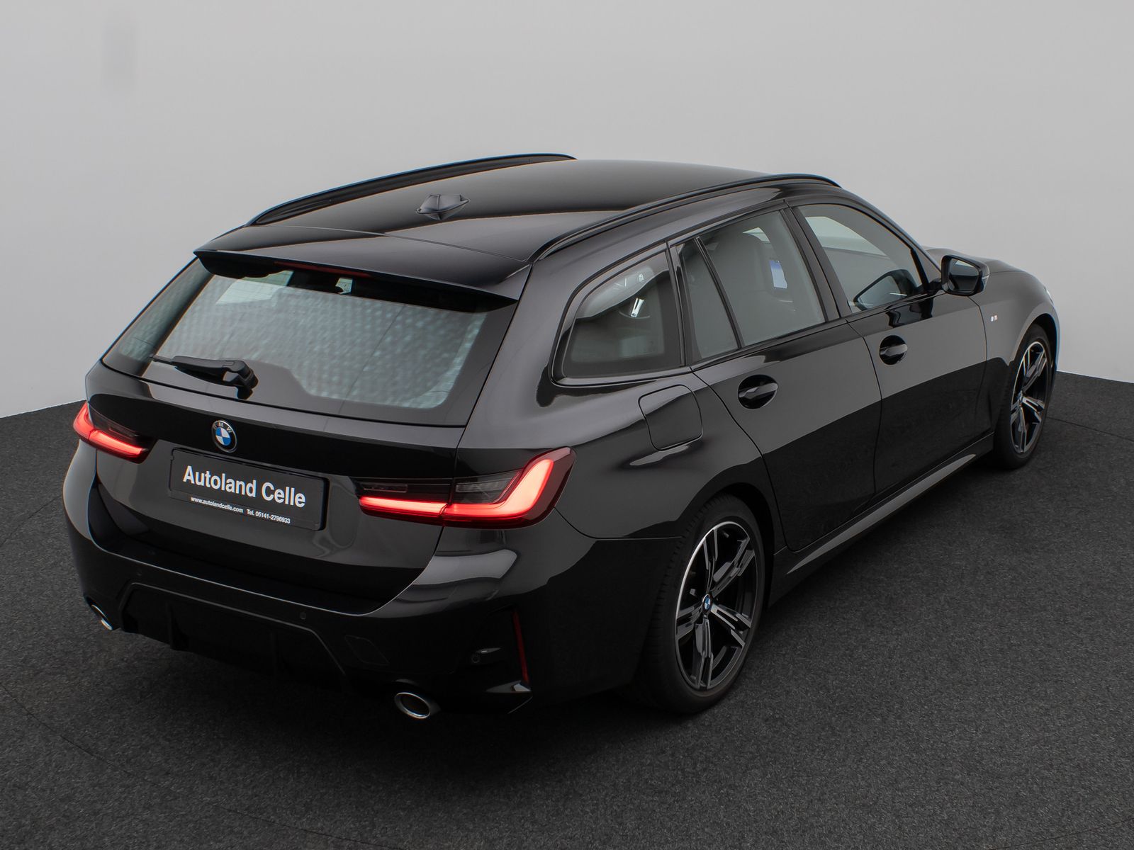 Fahrzeugabbildung BMW 318d M Sport DAB HUD CockPitPro Lordos PDC Leder