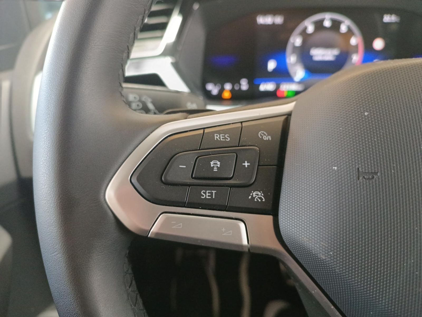 Volkswagen Touran - Bild 12
