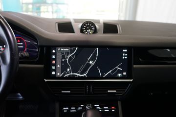 Porsche Cayenne - 12