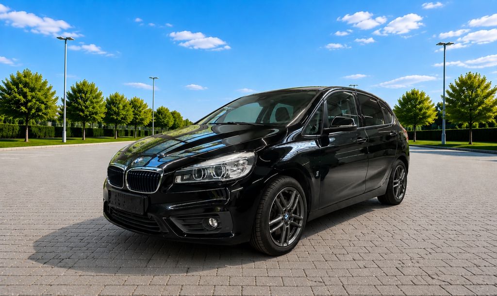 Image of BMW 225