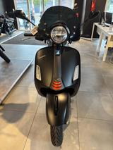 Vespa GTS 125 SUPERSPORT E5 NERO NV