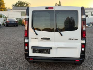 Renault Trafic - 6