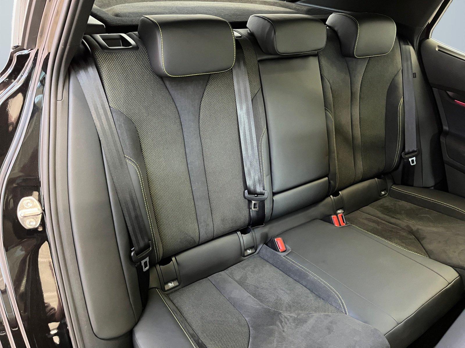 Skoda Enyaq Coupé RS Lounge 4x4 Wärmepumpe 4xSHZ