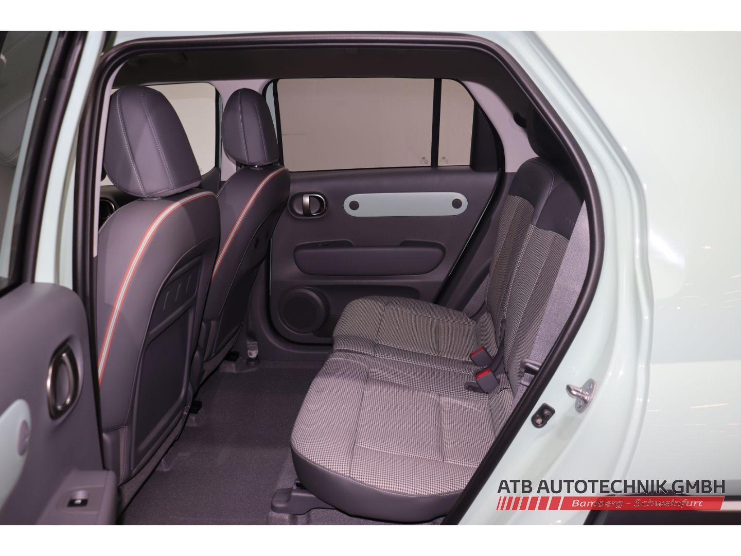 Hyundai INSTER - Bild 9