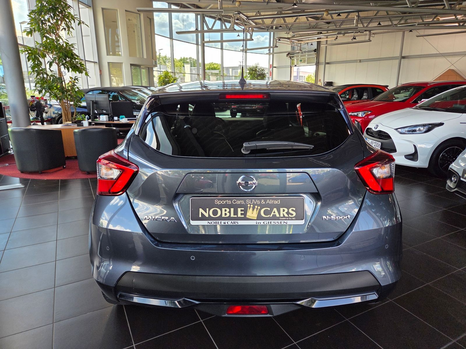 Fahrzeugabbildung Nissan Micra N-Sport Aut. BOSE KLIMA RFK SHZ ALU