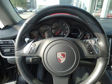 Porsche Panamera - 11