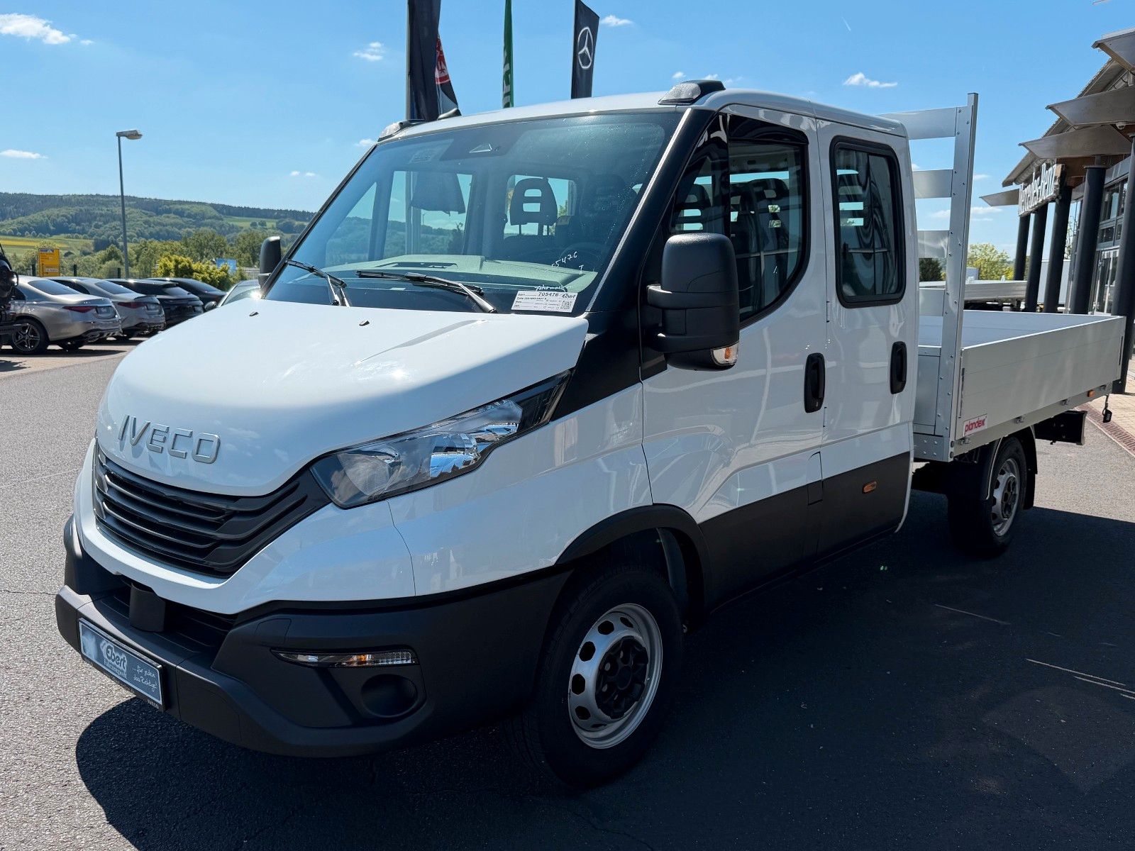 Fahrzeugabbildung Iveco Daily 35S16 H 3.0L A8 *Automatik*AHK*7-Sitze*