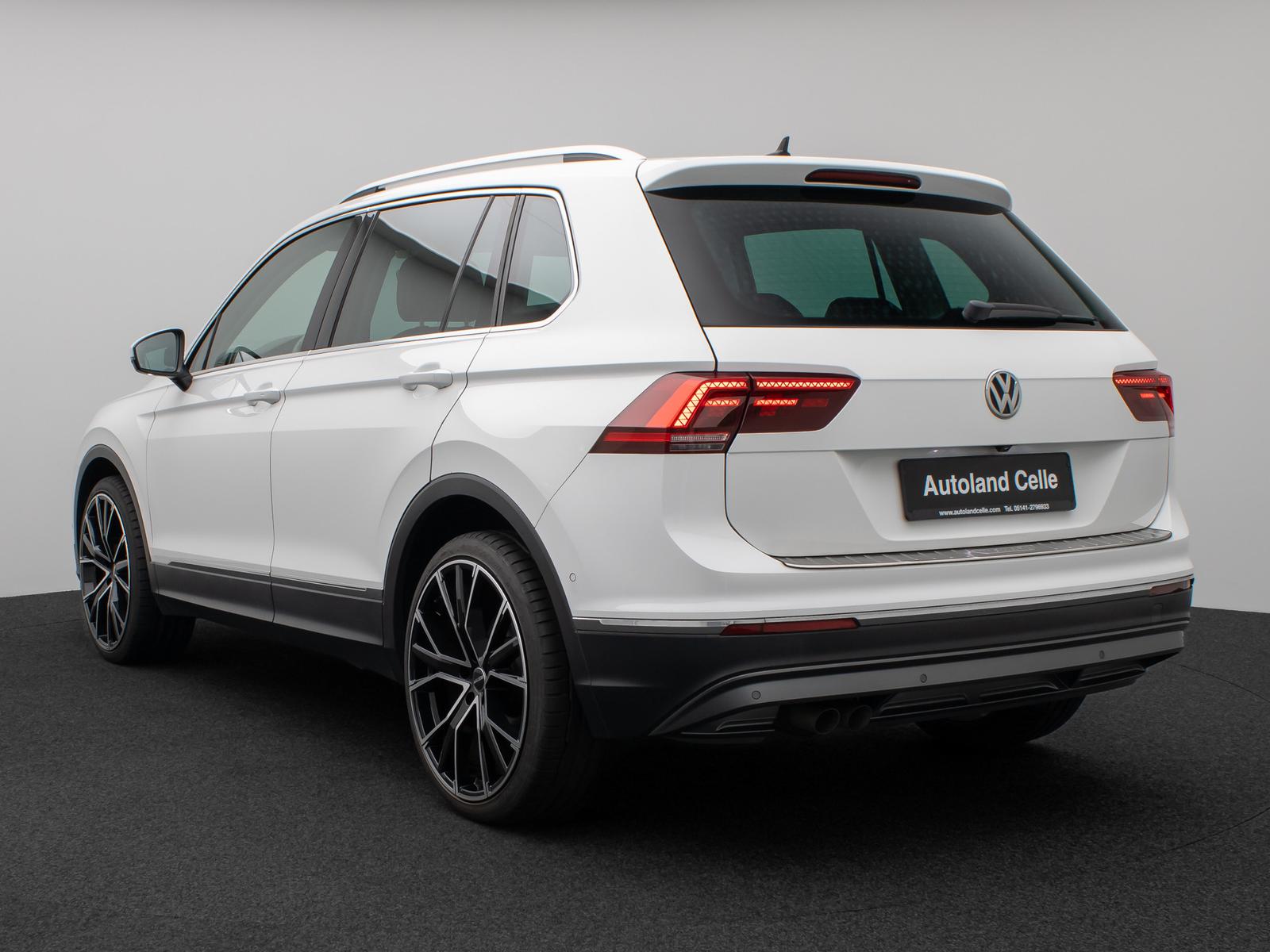 Volkswagen Tiguan Highline Kamera HUD DAB ACC LED 21Zoll