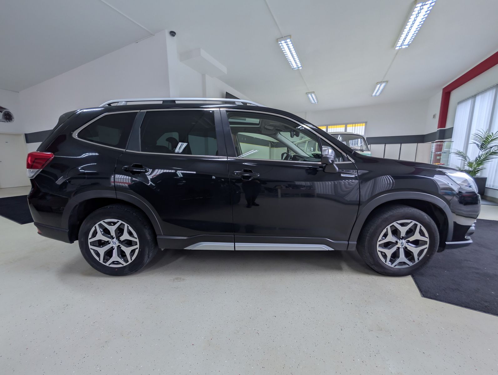 Fahrzeugabbildung Subaru Forester 2.0ie Executive ACC LED PANO KAM LEDER