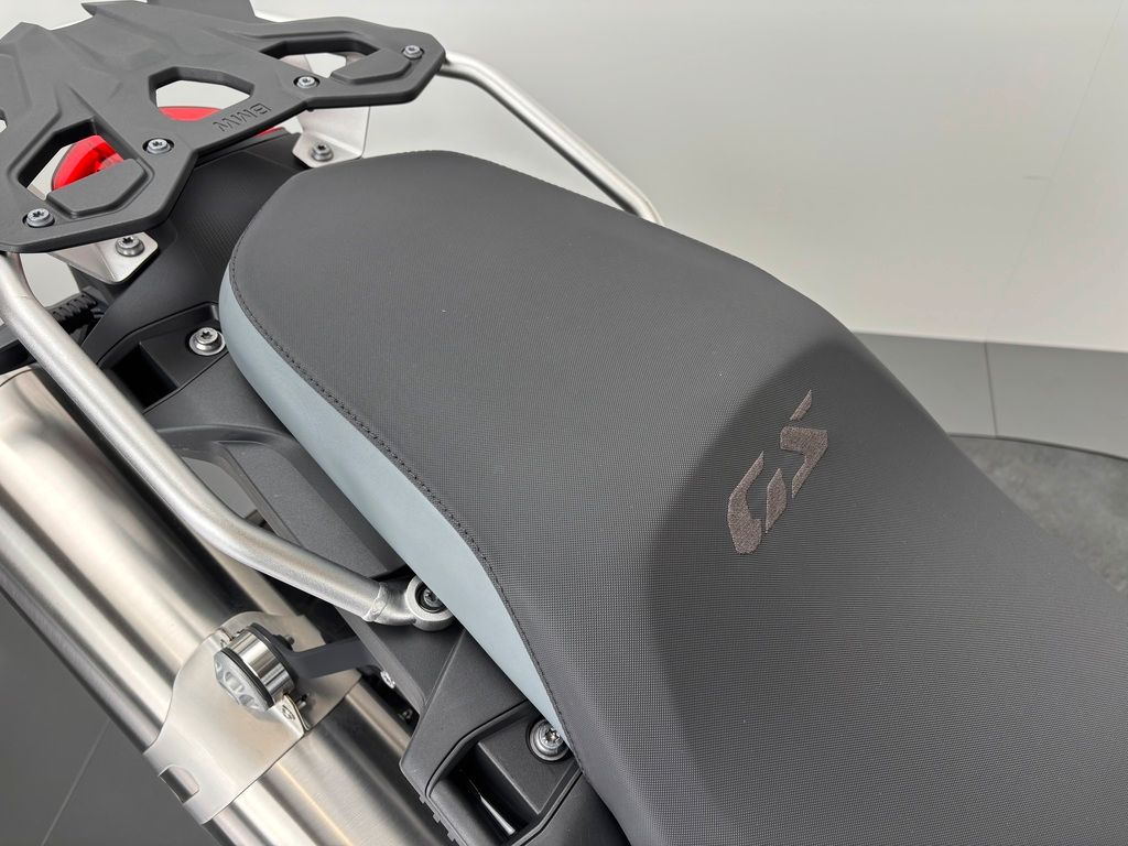Fahrzeugabbildung BMW F 800 GS *3 PAKETE *TRIPLE BLACK