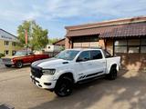 Dodge V8*LPG*OFFROAD*LIFT*BÜGEL*4X4*NAVI*AHK*GARANTIE - gebrauchte Dodge RAM aus dem Jahr 2023