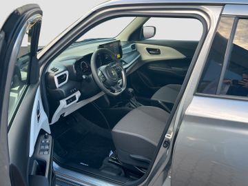 Fotografie 9 des Suzuki Swift 1.2 Hybrid Comfort Automatik Navi