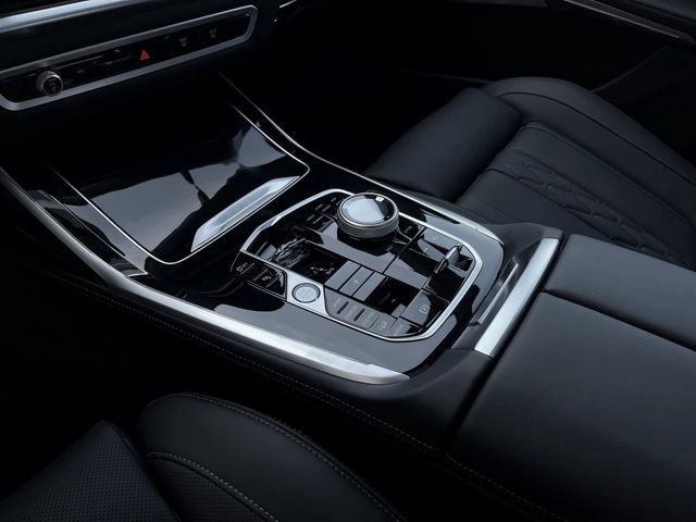 Foto Nummer 9: BMW X7 M60