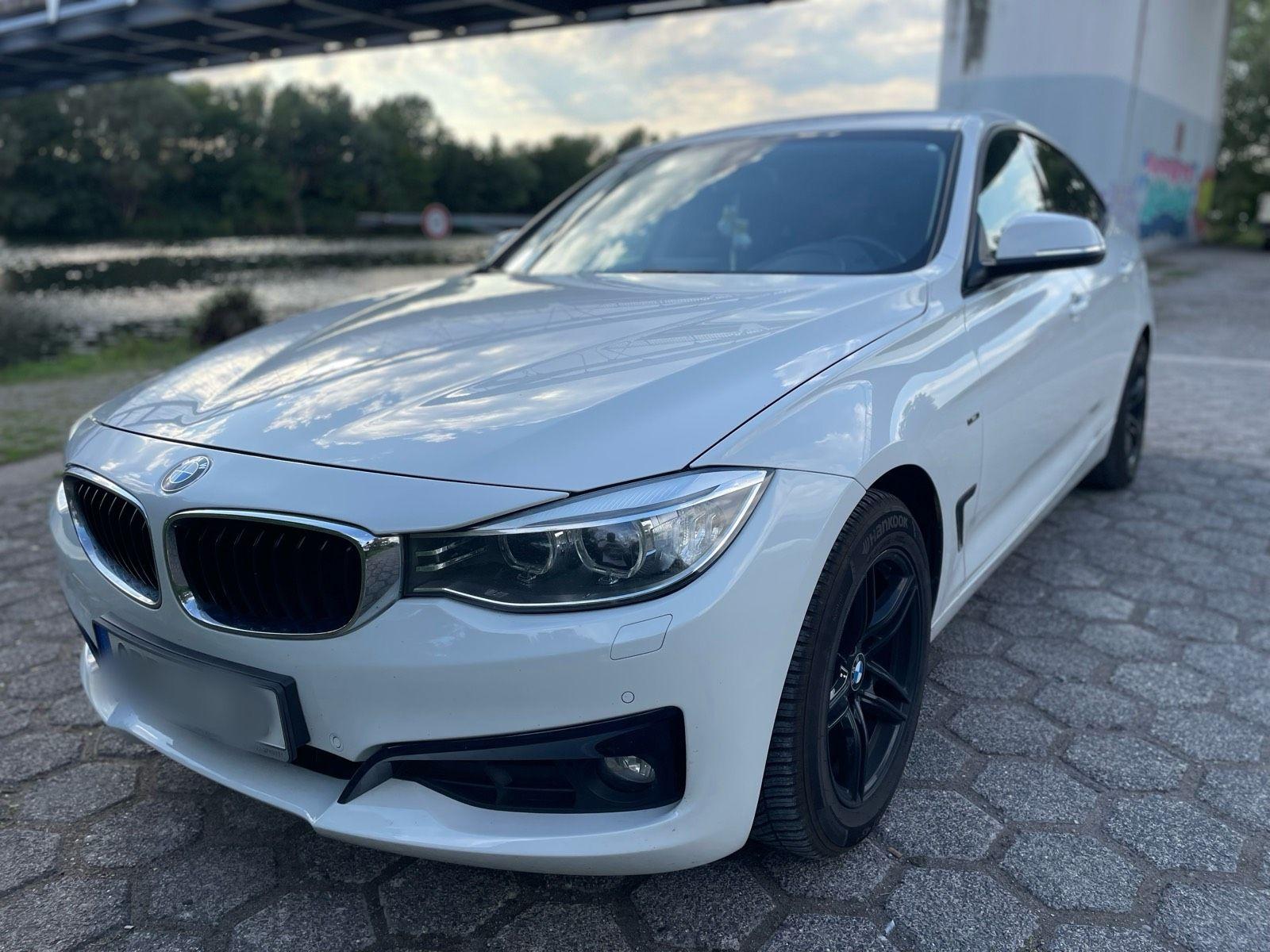 BMW 320