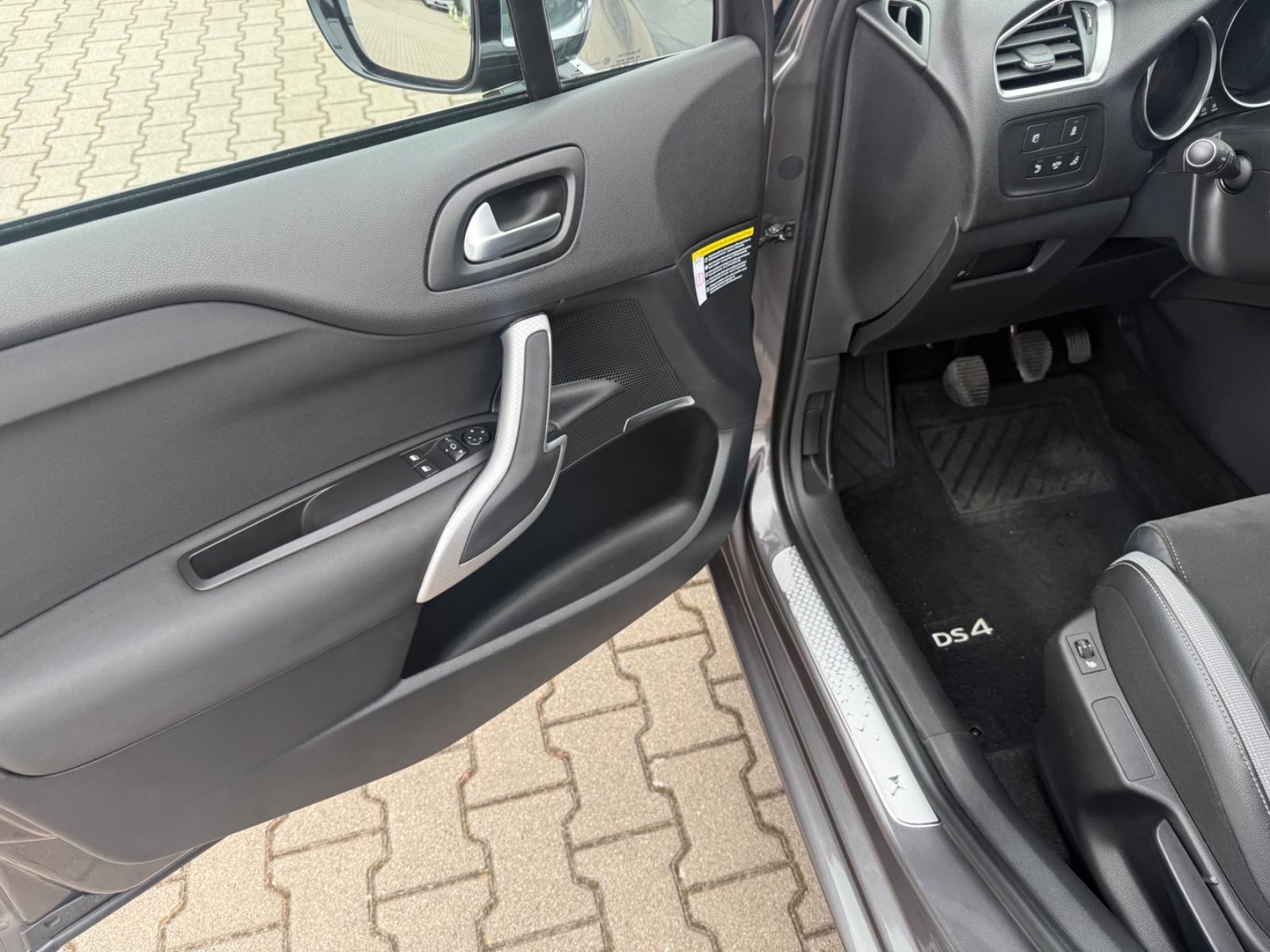 DS Automobiles DS4 DS 4 Basis