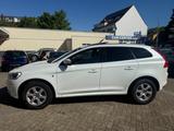 Volvo XC 60 Ocean Race AWD *LEDER*PANO*AUTOMATIK*** - Volvo: Race
