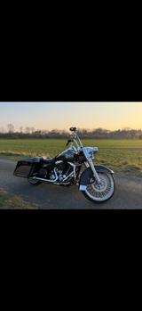 Harley-Davidson Road King FLRH - HARLEY-DAVIDSON 2010 ROAD KING