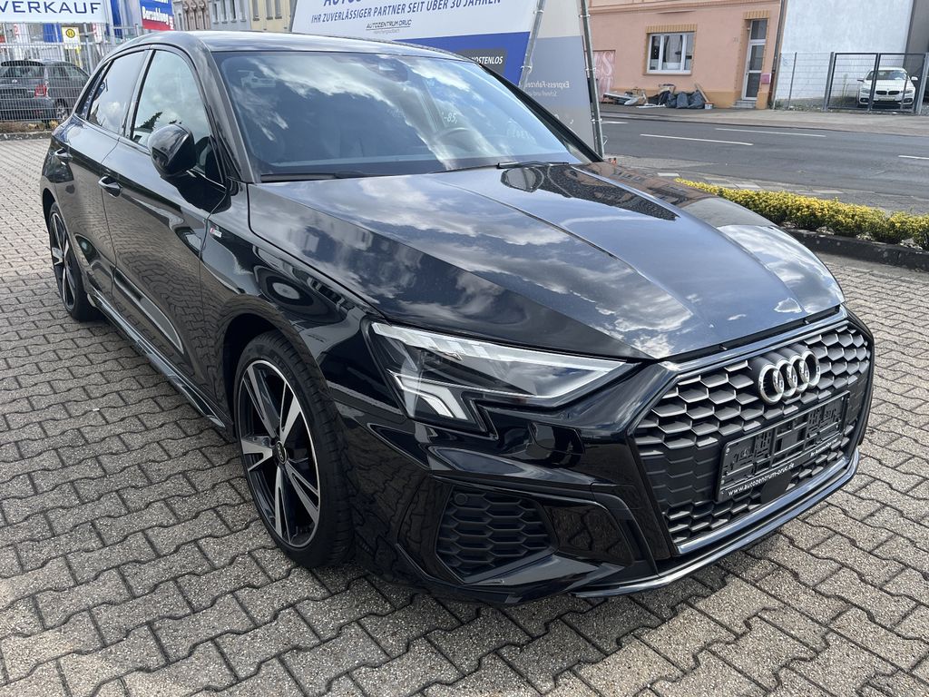 Audi A3 — hlavná fotografia