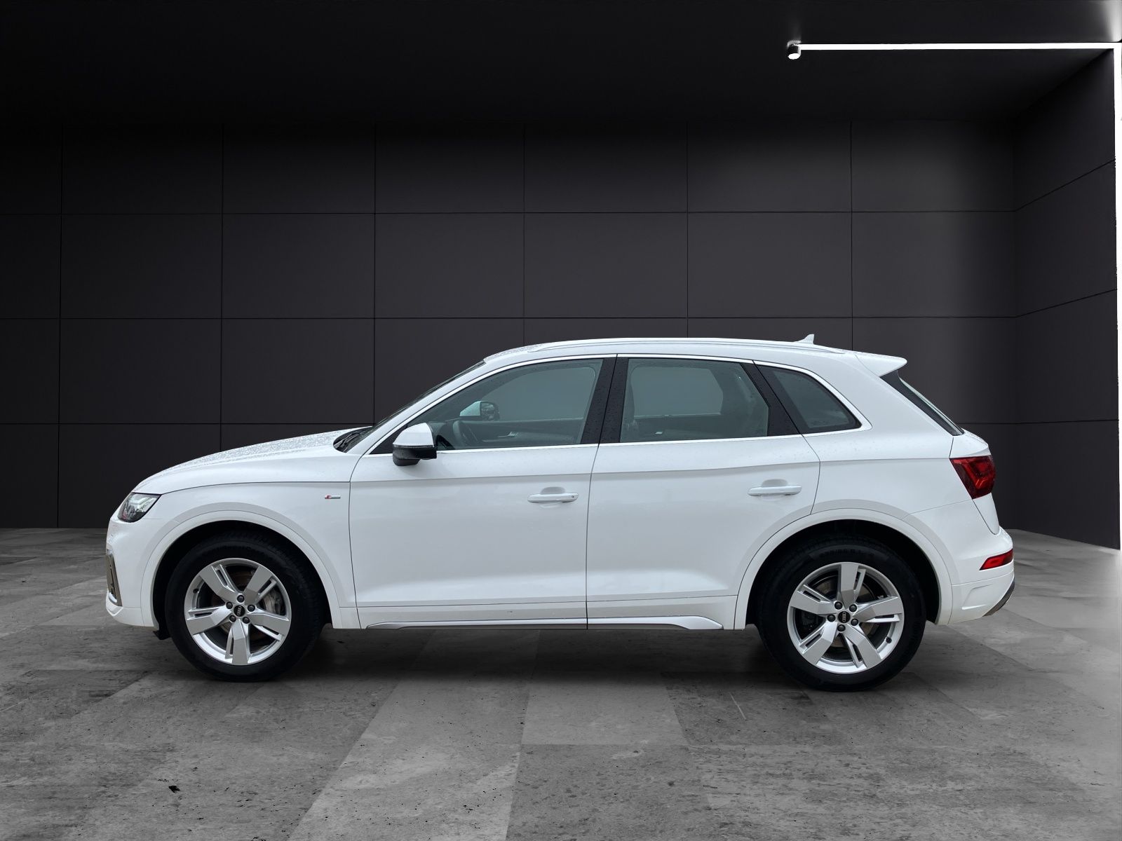 Fahrzeugabbildung Audi Q5 50 TDI quattro S line