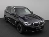 BMW iX3 Impressive 360° H/K HUD DAB Panorama 20Zoll - schwarze BMW iX3