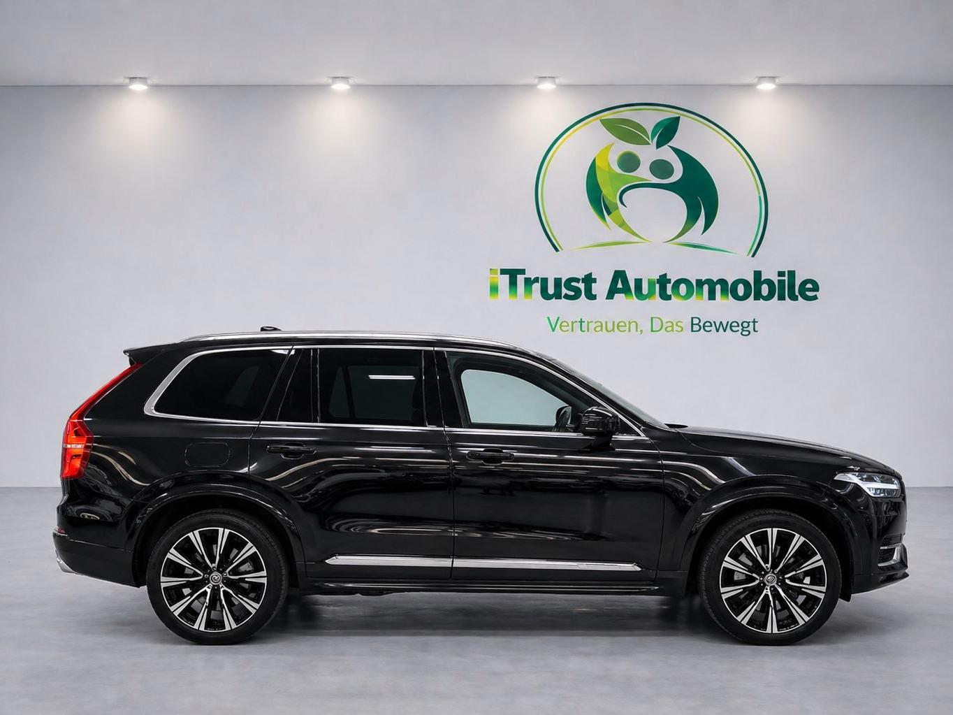 Volvo XC90 Momentum Pro AWD CAM 7-STZ PANO ACC HARMAN/
