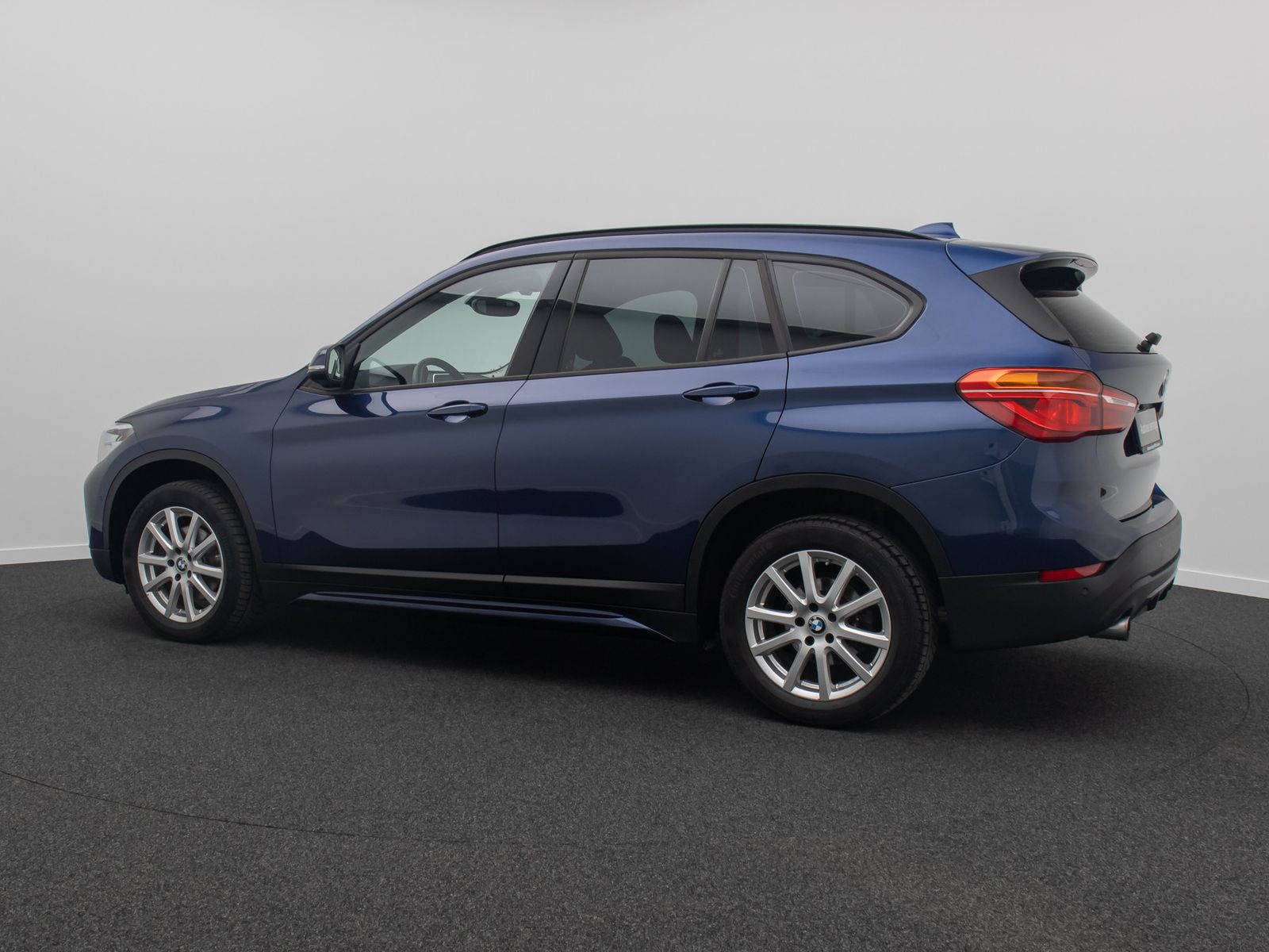 Fahrzeugabbildung BMW X1 sD18d Sport Line ParkAss Navi GeschwindigReg